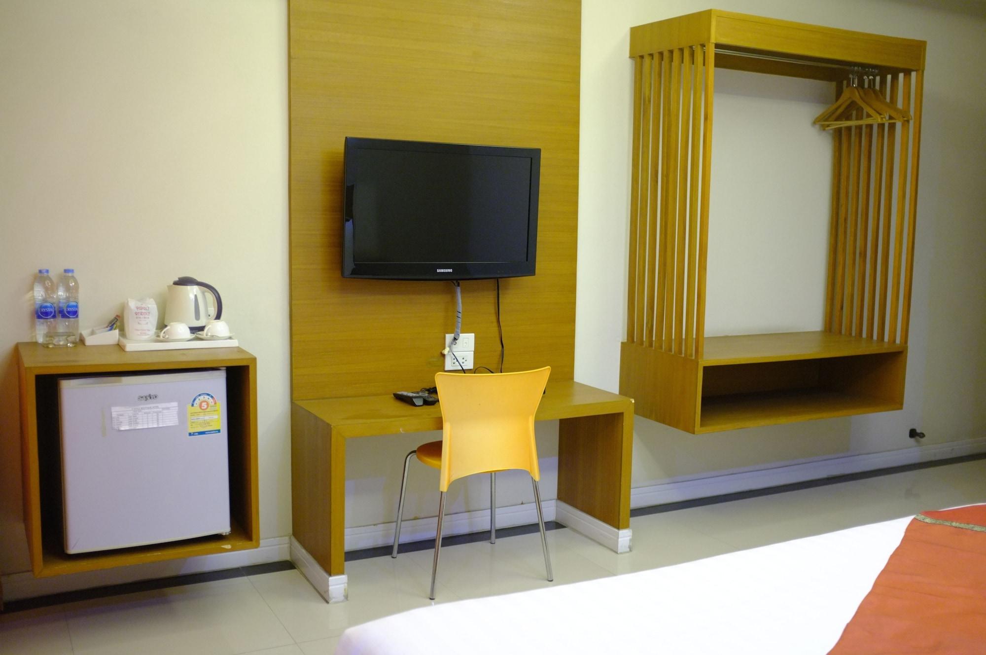 V Style Boutique Hotel Pattaya Ngoại thất bức ảnh