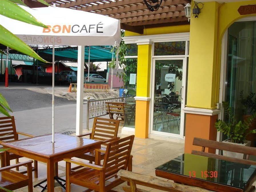 V Style Boutique Hotel Pattaya Ngoại thất bức ảnh